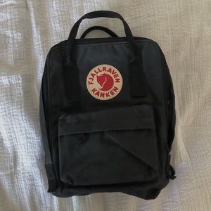 Fjallraven Kanken Mini Backpack BLACK ON SALE